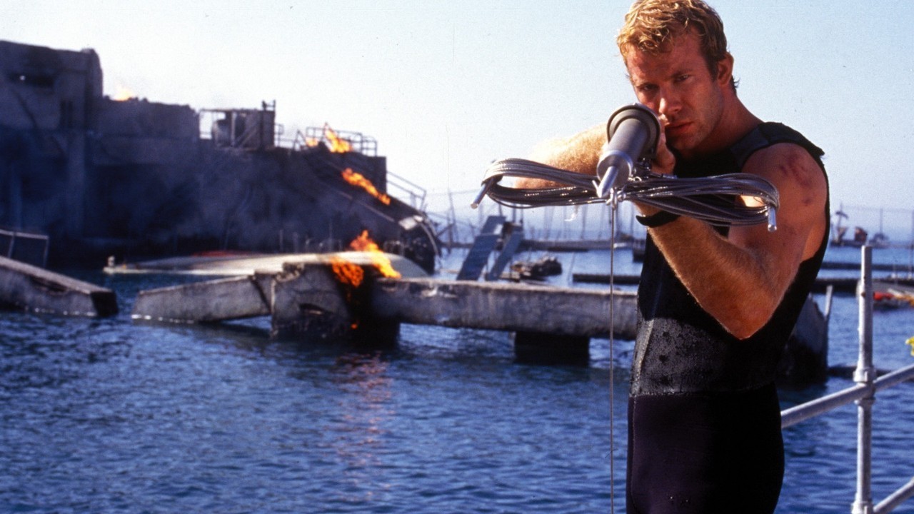 Deep Blue Sea (1999) Still